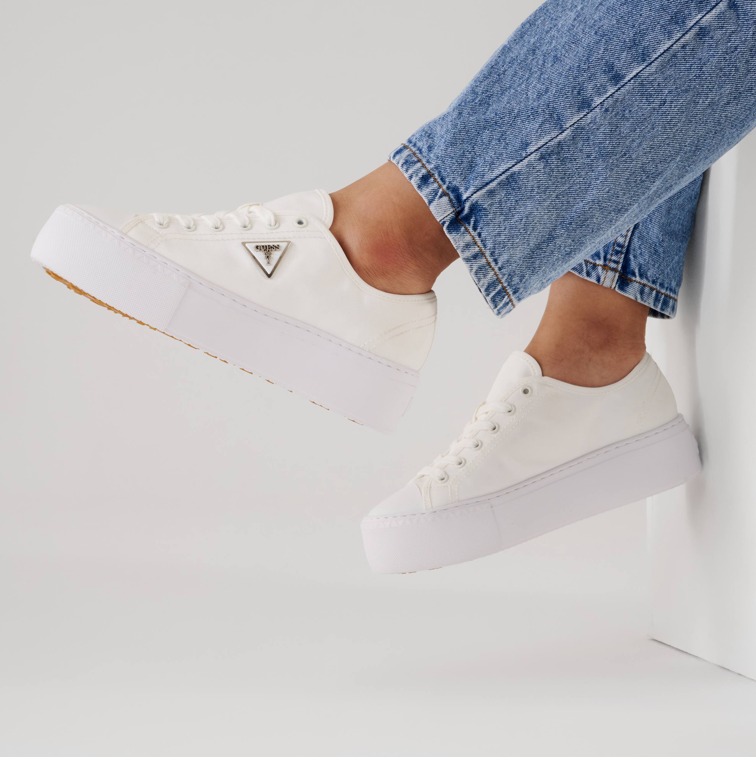 Joezi Platform Sneaker (Women) GUESS