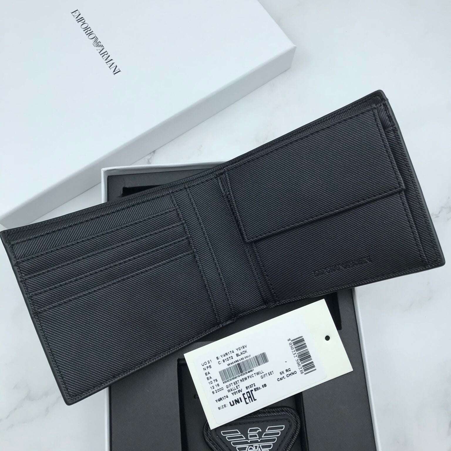 Emporio Armani men's wallet and keychain set
