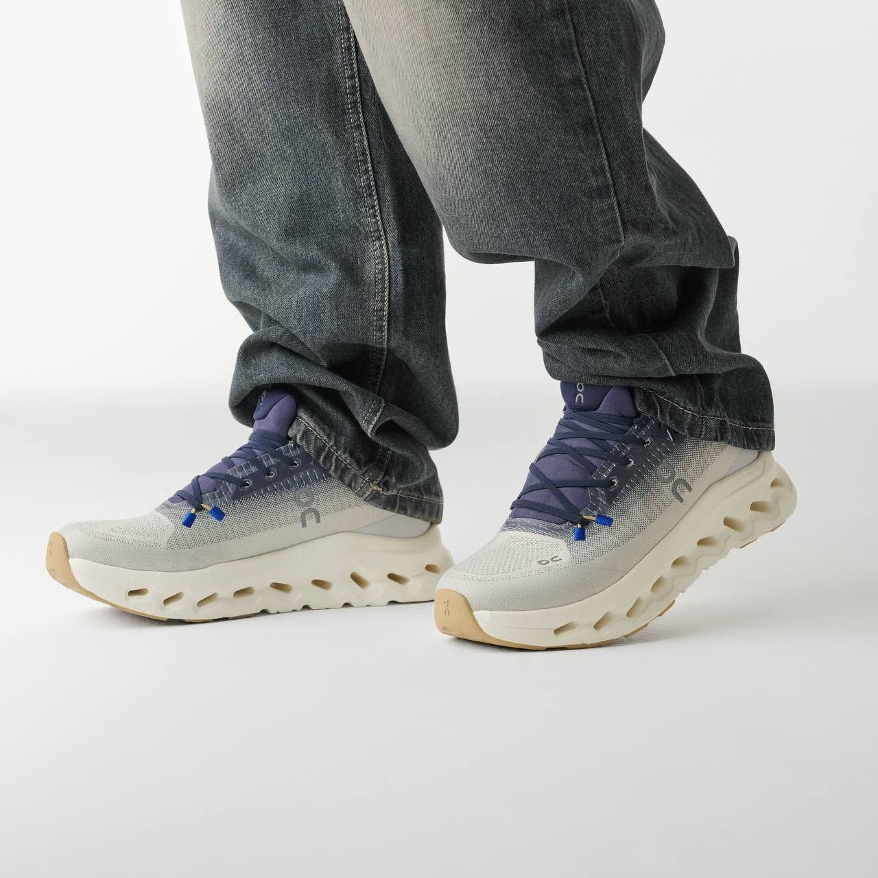 On Running Cloudtilt  sneakers sand/navy